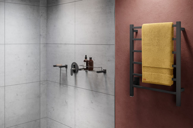Setting CUBIC 6 Bar 21inch PTS-MBLK next to shower